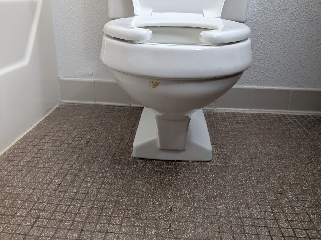 Days Inn by Wyndham Warren主图