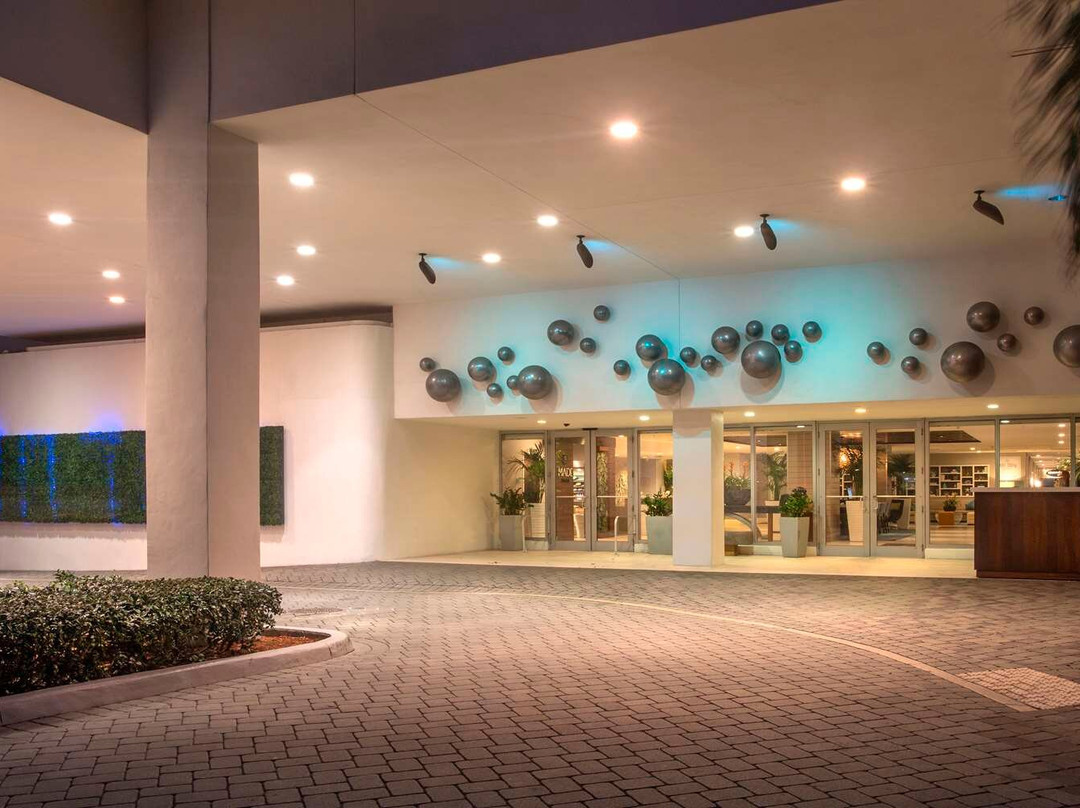 好莱坞酒店住宿-好莱坞海滩皇冠假日度假村