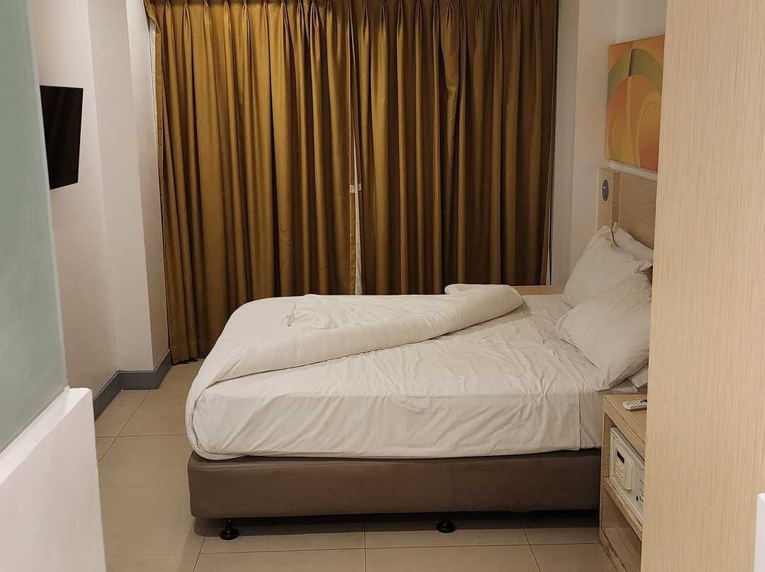 Go Hotels Timog主图