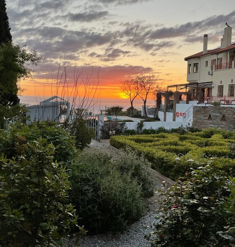 Lagou Raxi Country Hotel主图