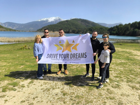 Drive Your Dreams-雅典必去景点