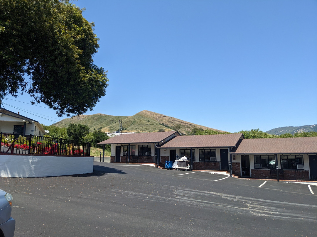 Peach Tree Inn主图