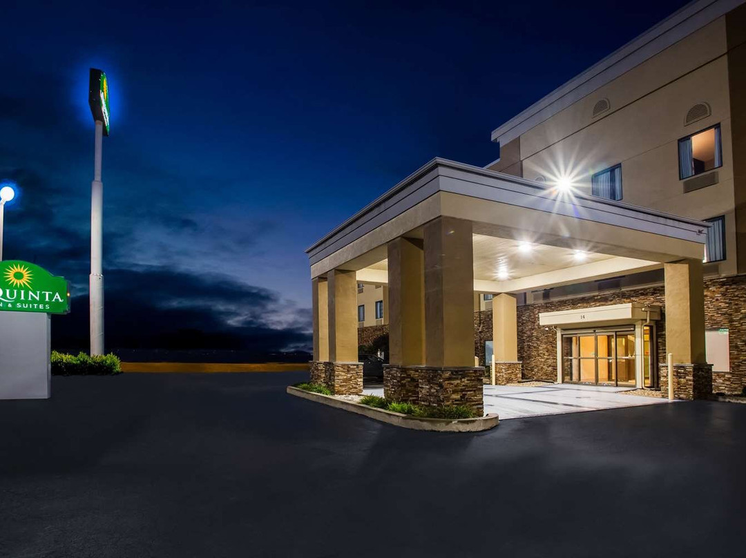 Granite City酒店住宿-La Quinta Inn & Suites By Wyndham Pontoon Beach/st.louis