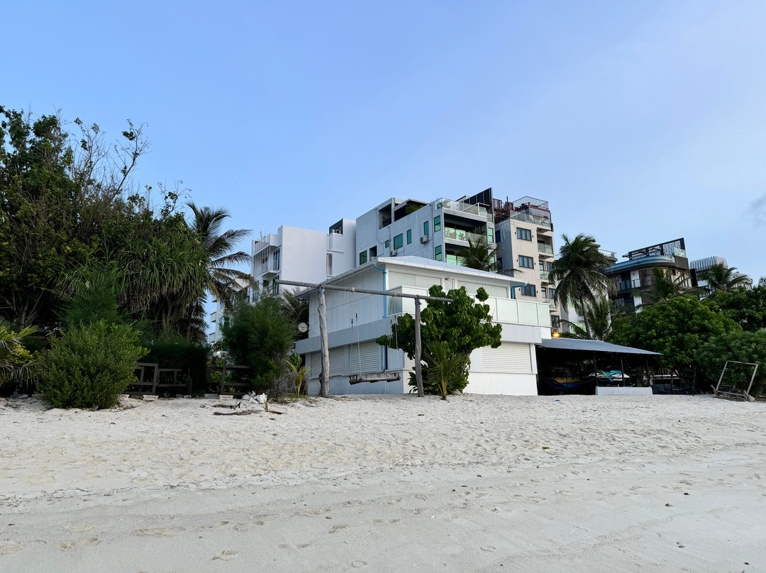 珊瑚海滩水疗大酒店主图