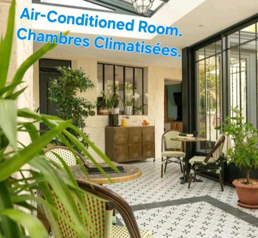 Les Glycines De Monchy主图