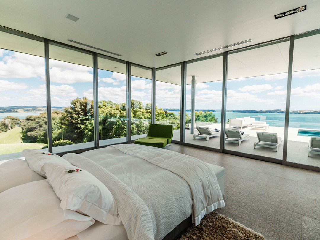 鹰巢别墅酒店主图