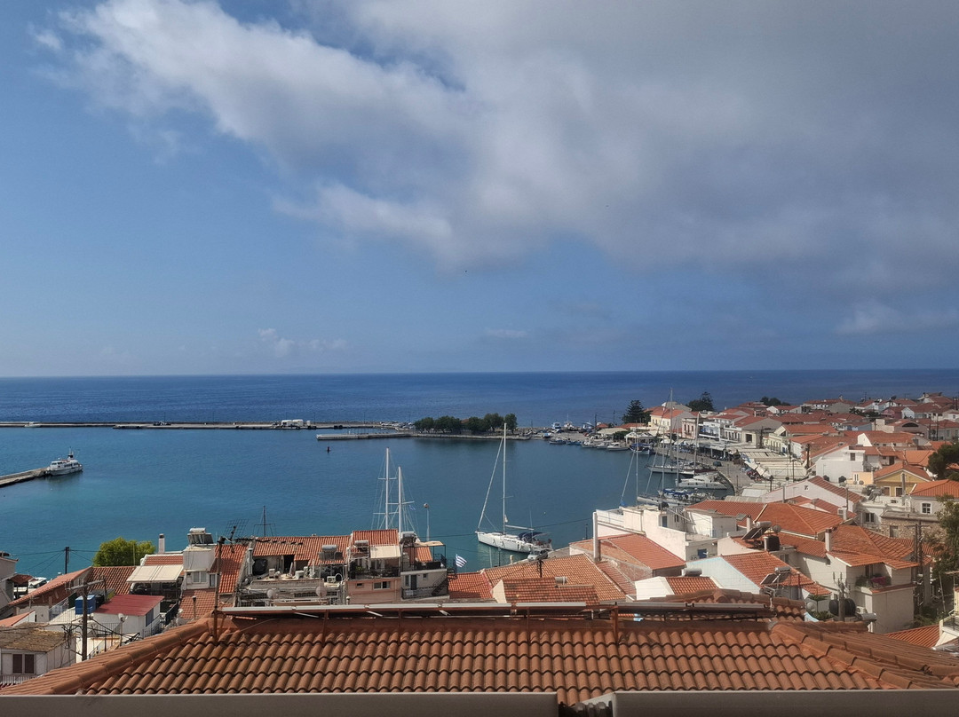 Remezzo Hotel & Studios主图