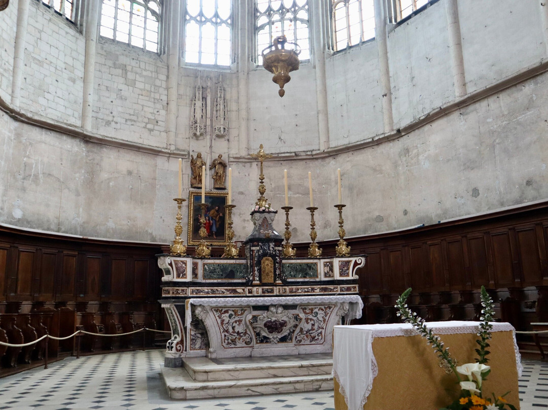 Viviers Cathedral-Viviers必去景点
