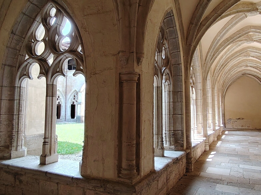 Abbaye Notre-Dame d'Ambronay-Ambronay必去景点