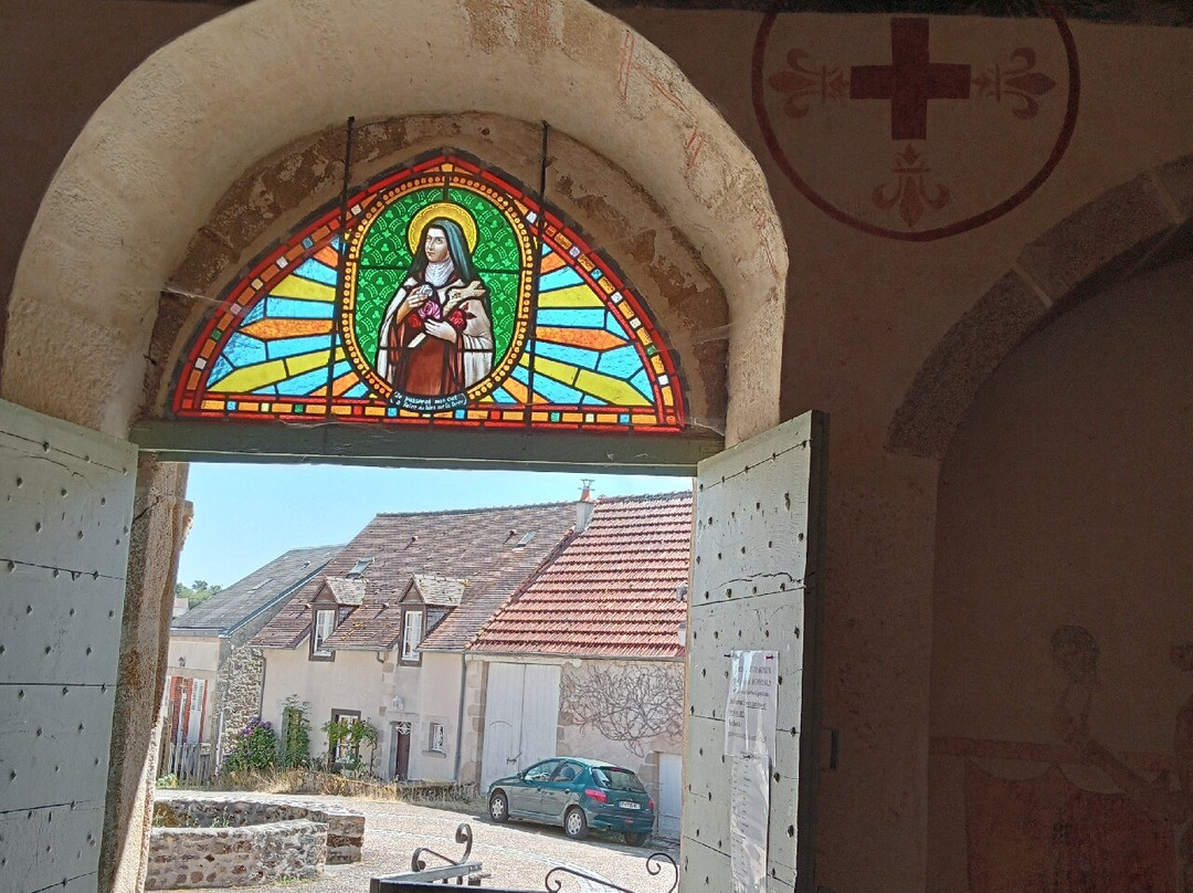 Eglise de la Nativité de la Vierge-Glenic必去景点