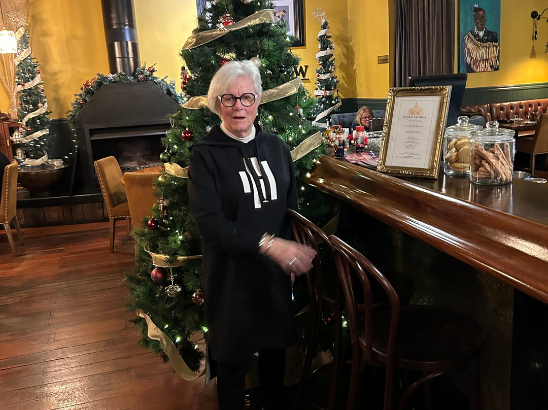 The Royal Hotel主图