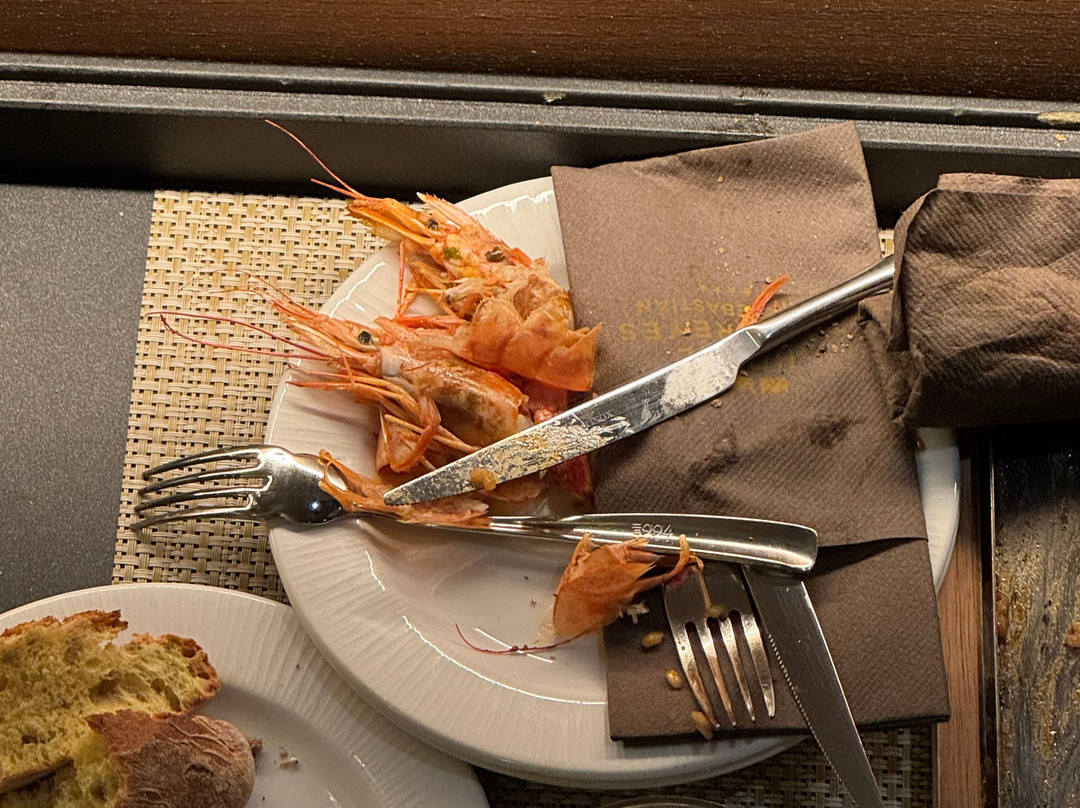 Hotel Tres Reyes San Sebastian主图