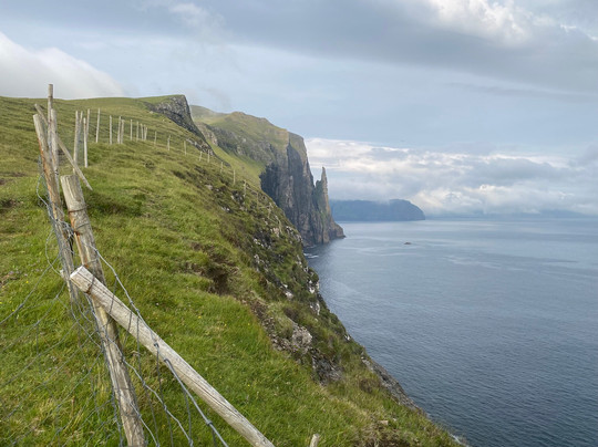 Trøllkonufingur-Sandavagur必去景点