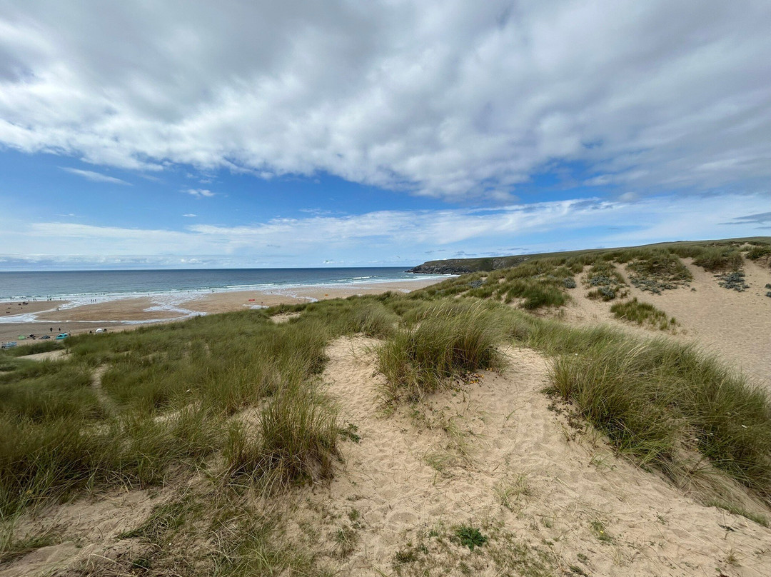 Holywell Bay Beach-纽奎必去景点