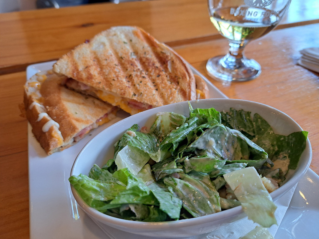 Boxing Rock Brewing Co-Shelburne必去景点