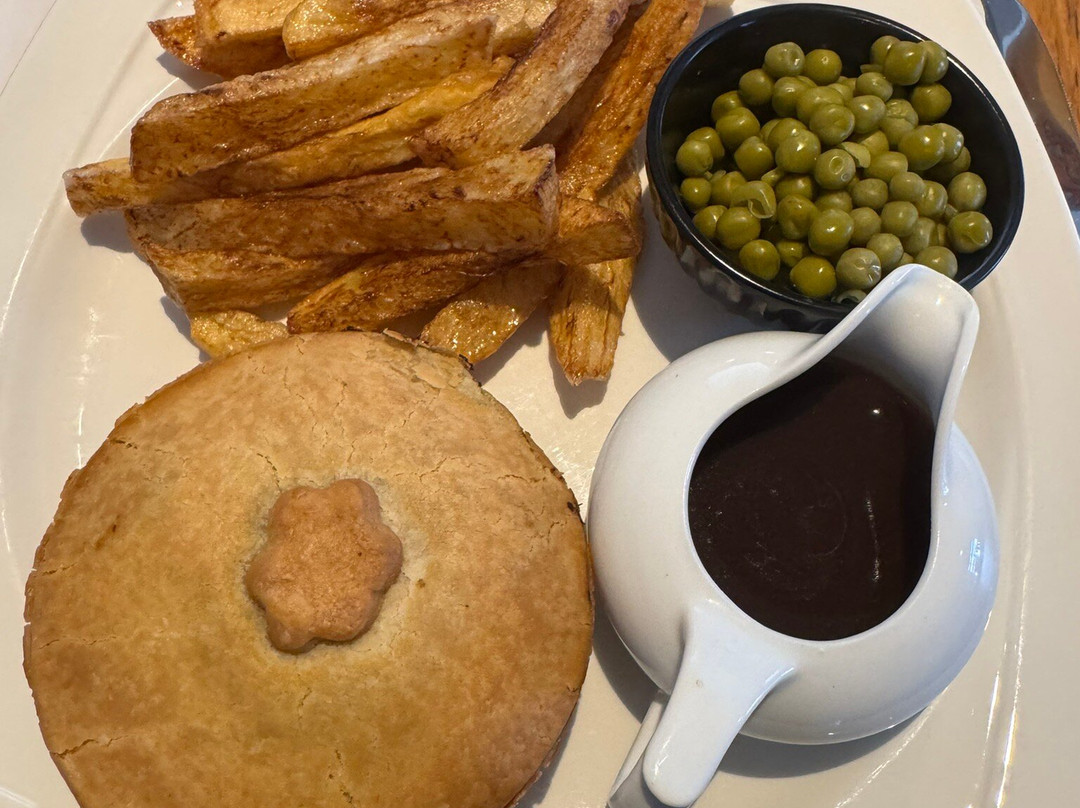 The Railway Inn主图