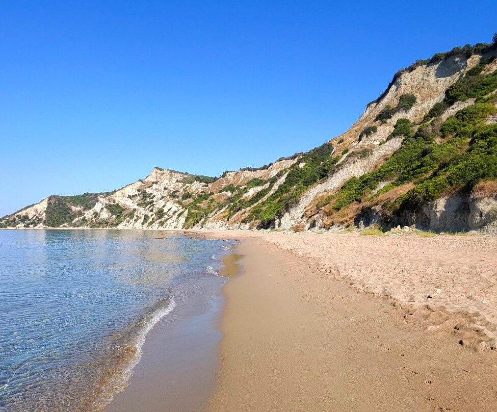 Arkoudilas Beach-Kavos必去景点