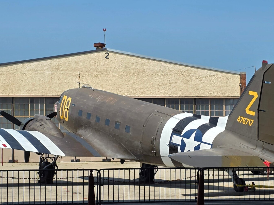 American Airpower Museum-法明代尔必去景点