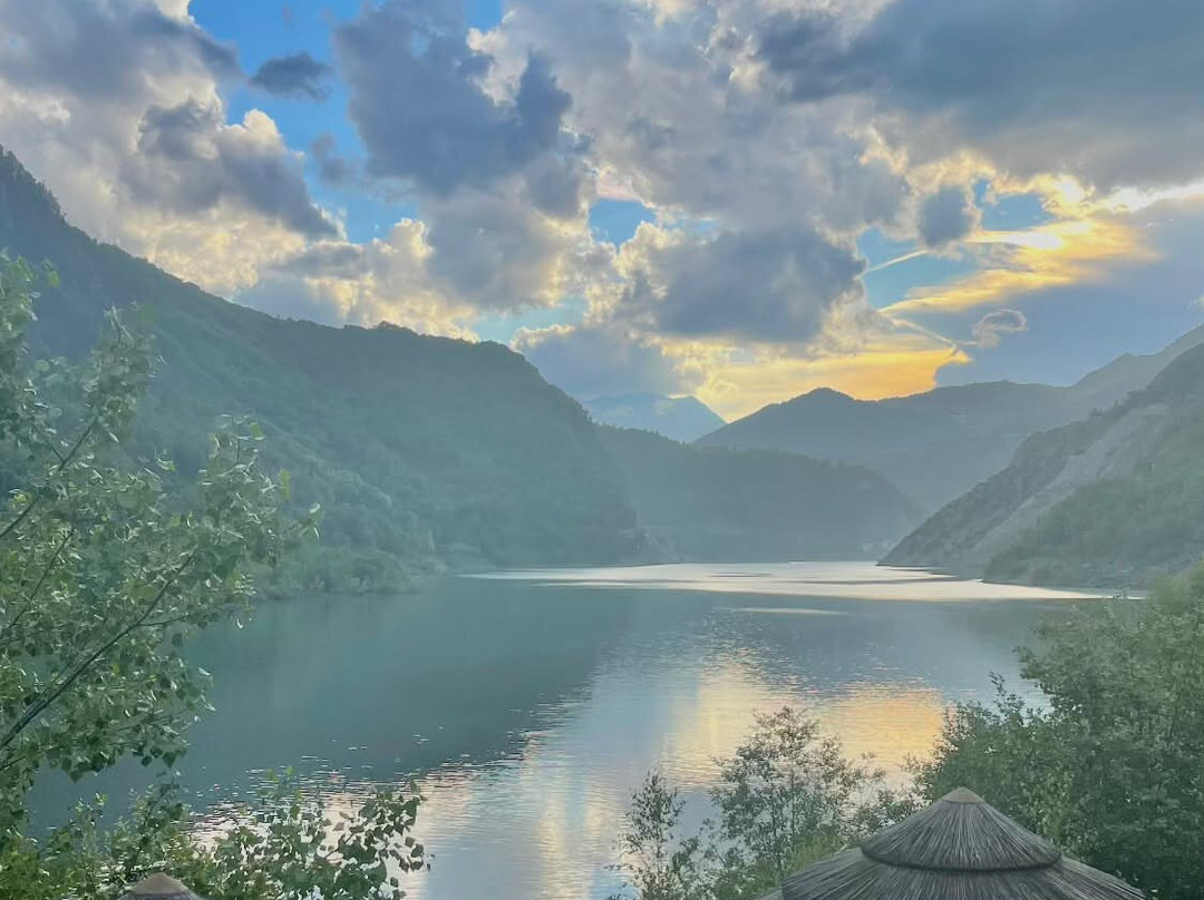 La Cabane Au Bord Du Lac-Mizoen必去景点