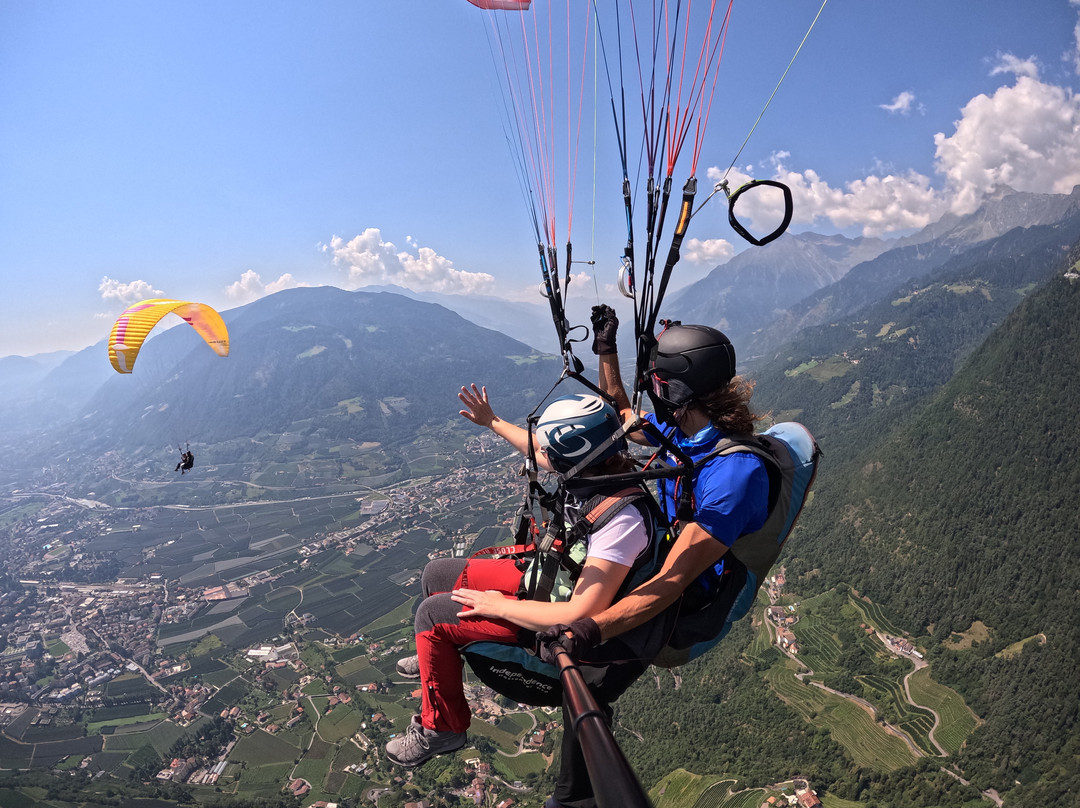 TirolFly Tandem Paragliding-蒂罗洛必去景点