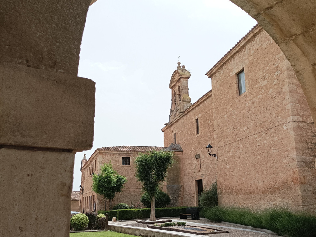 Plaza de Santa Clara-Lerma必去景点