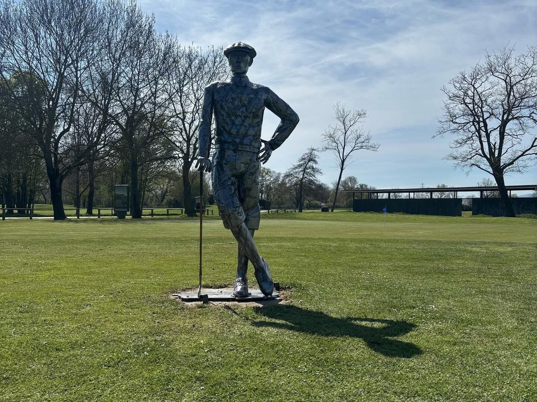 Golf Des Etangs Savigneux-Savigneux必去景点