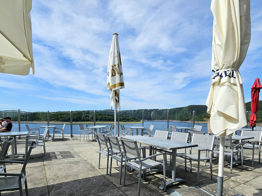 希尔霍夫酒店主图