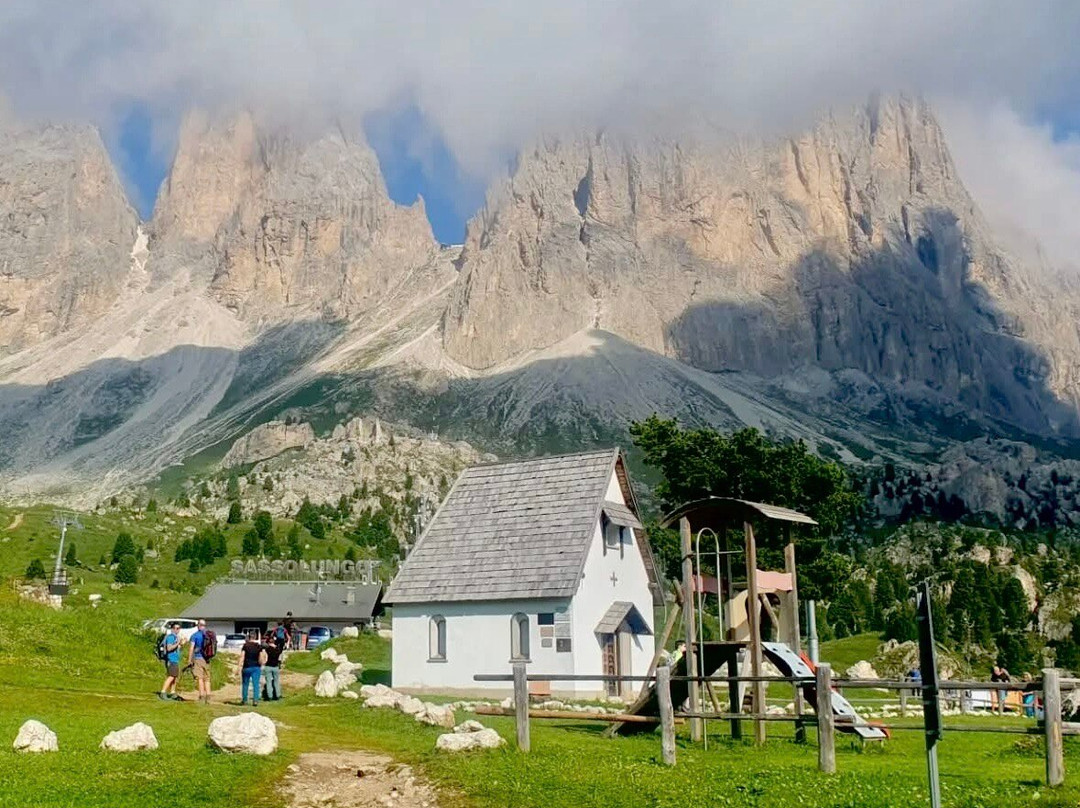 Chiesetta di Passo Sella-塞尔瓦迪加尔代纳必去景点