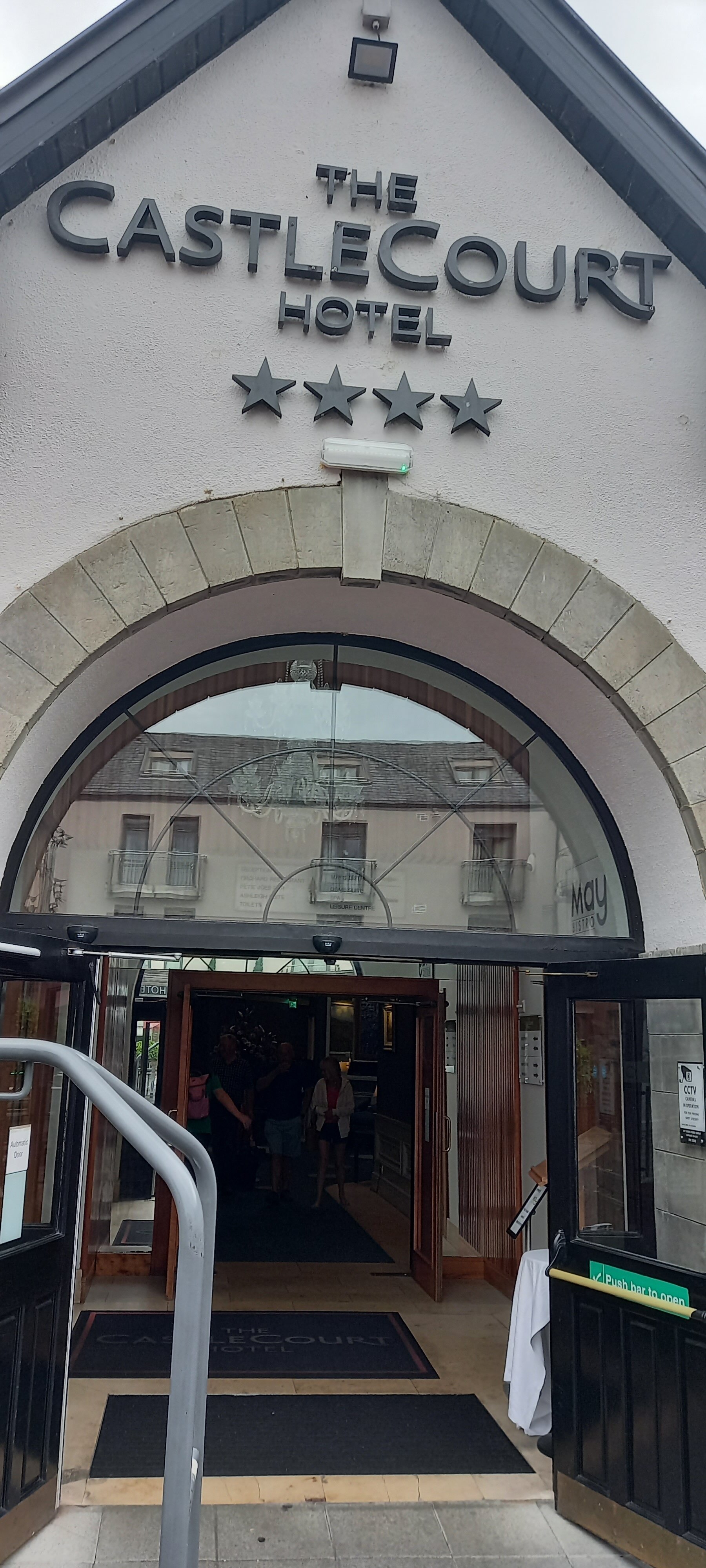 Castlecourt Hotel-浴室