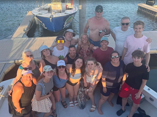 Double Trouble Charters-西湾必去景点