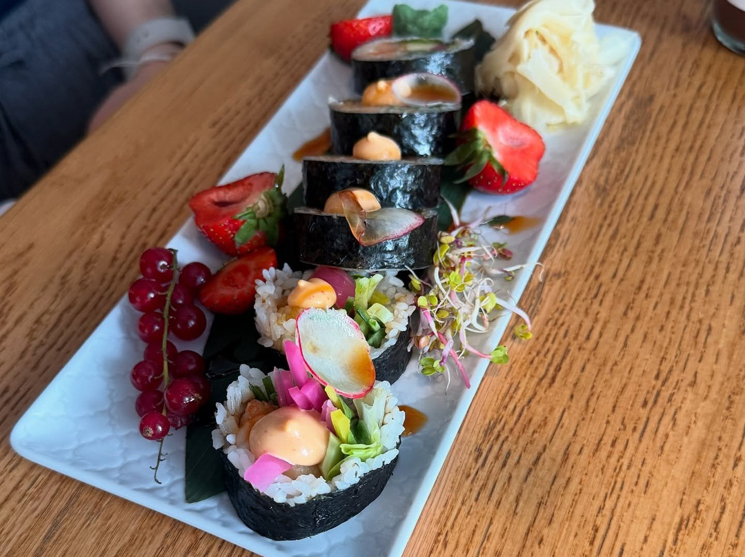Yuzu Sushi