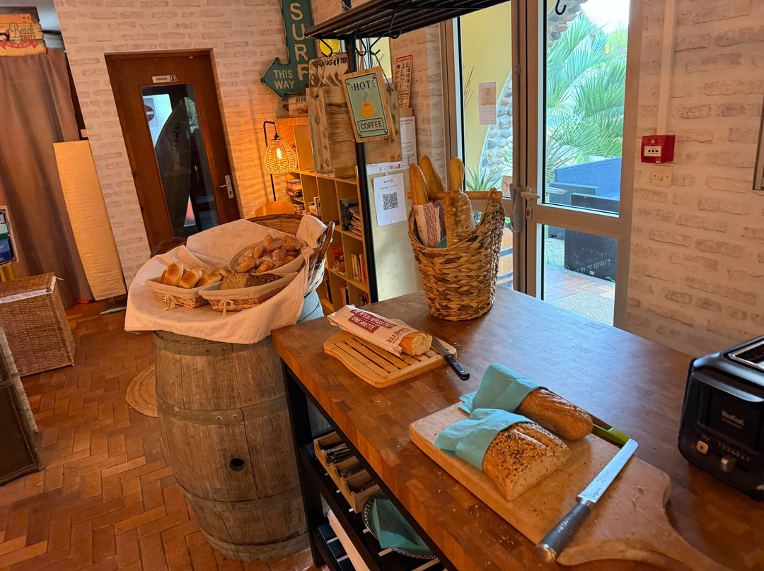 Acacias Hotel Motel主图