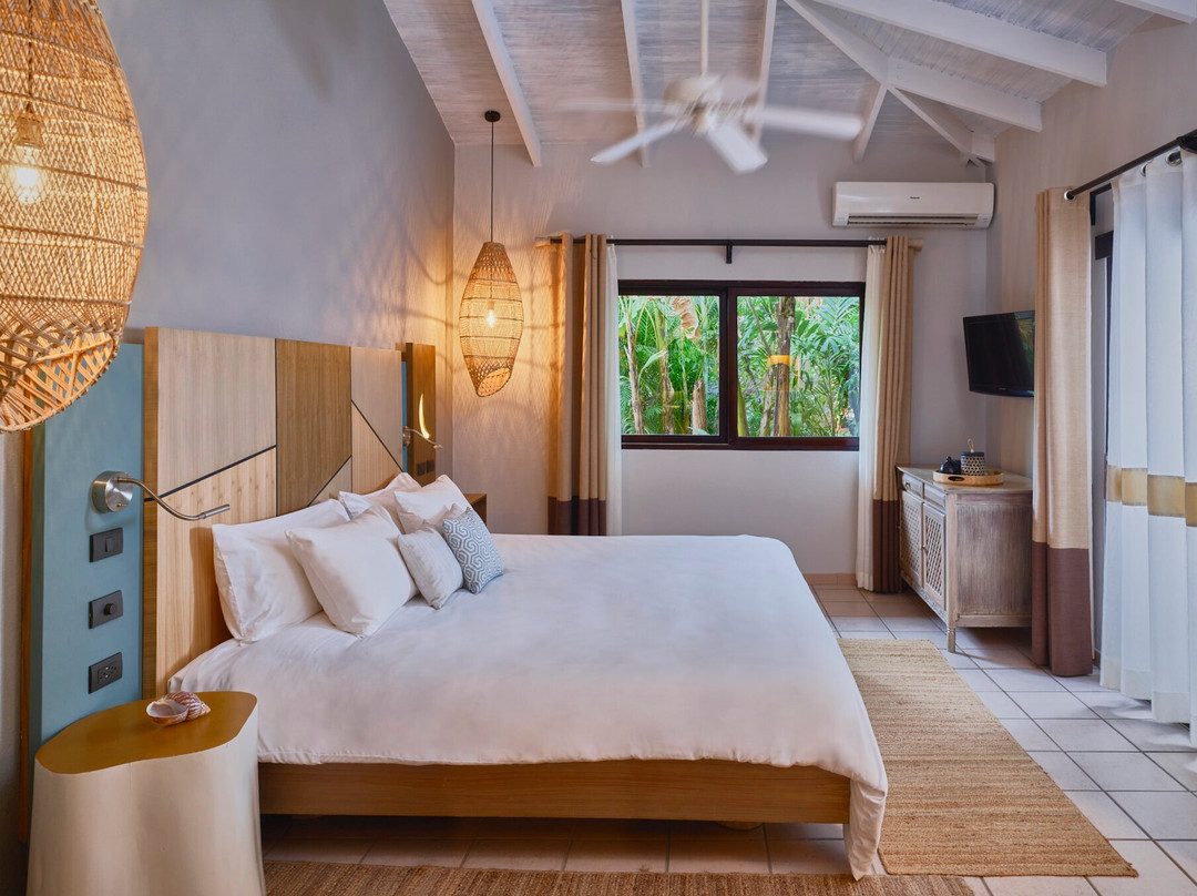 Vajra Sol Yoga Retreats-圣特雷莎必去景点