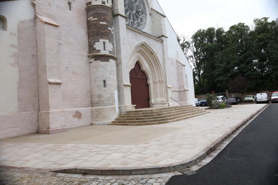 Église Saint Martin-Seurre必去景点