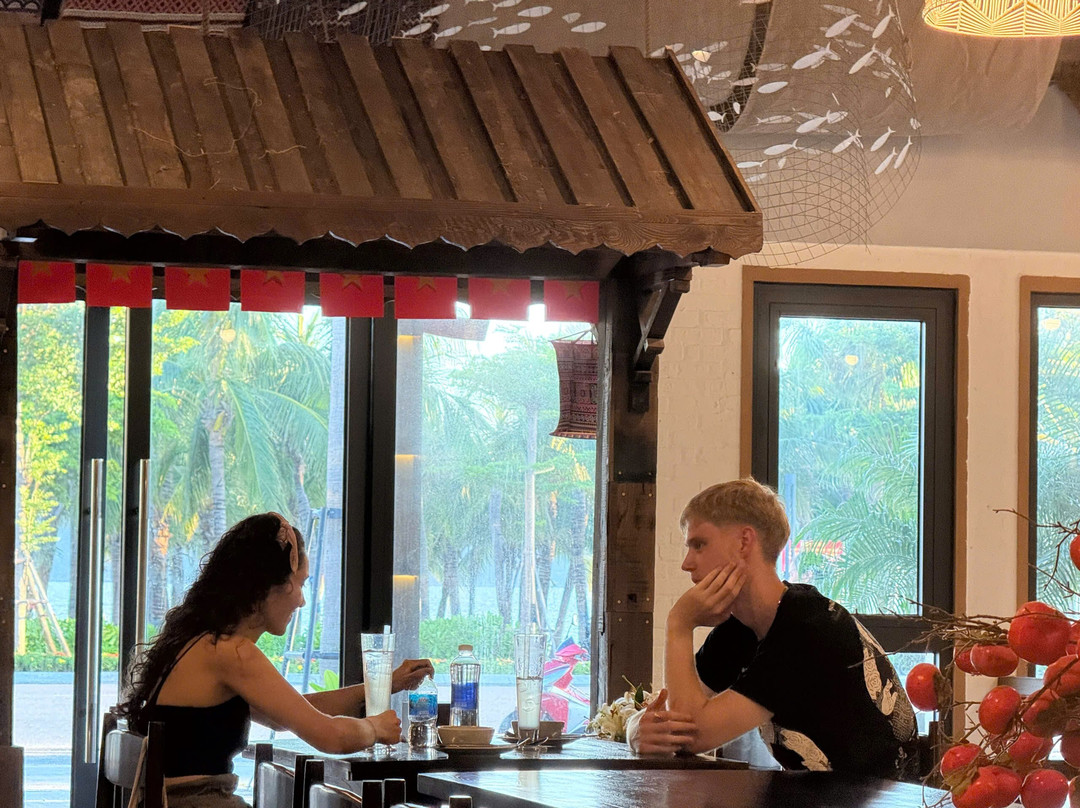 Nhà Hàng Khói - Vietnamese Cuisine