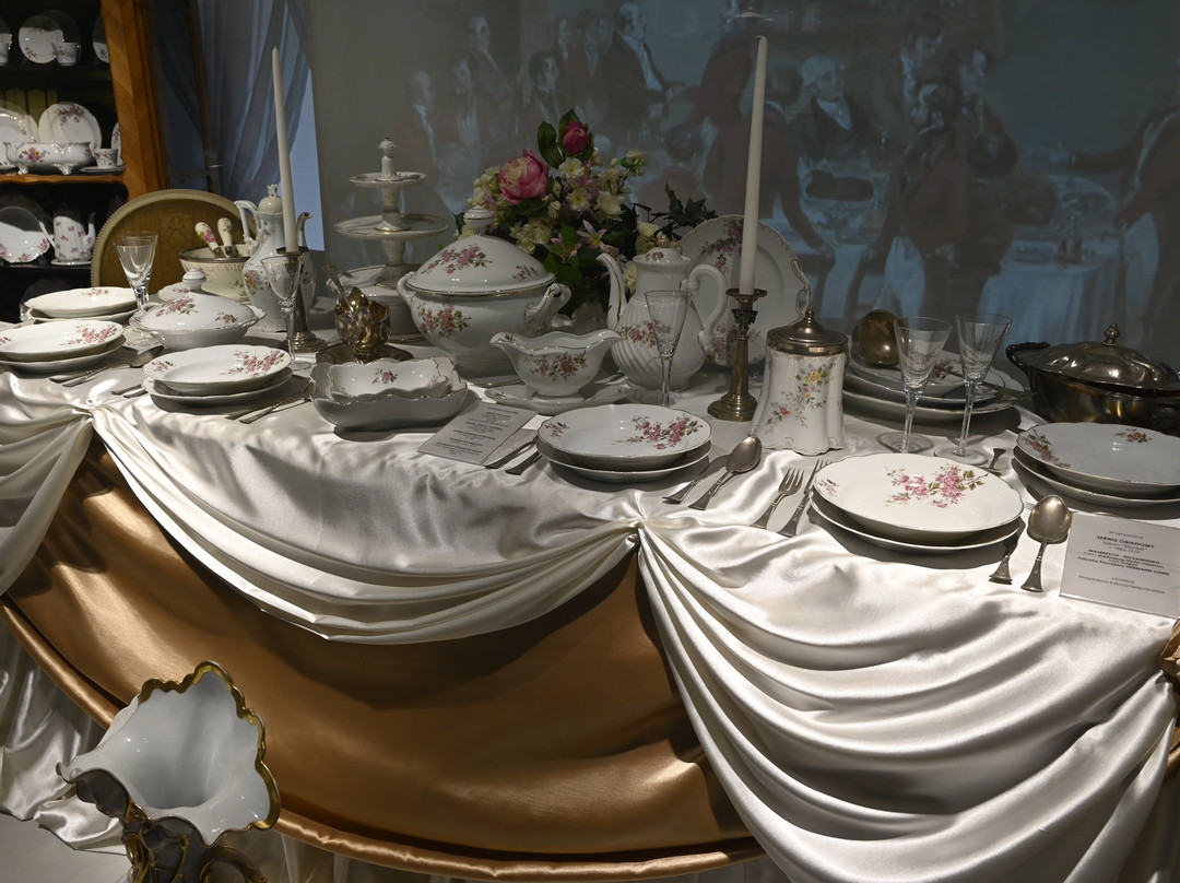 Museum of Porcelain-Walbrzych必去景点