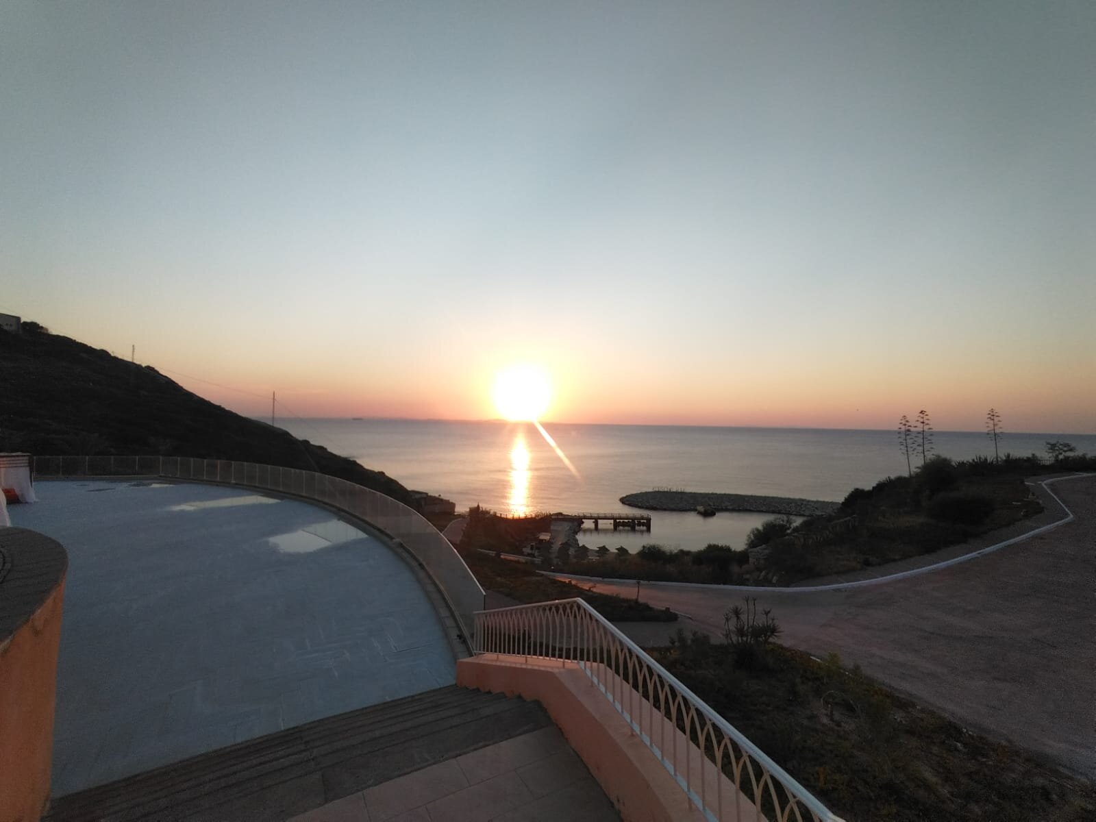 Hotel Royal Tulip Korbous Bay Thalasso & Springs-泳池