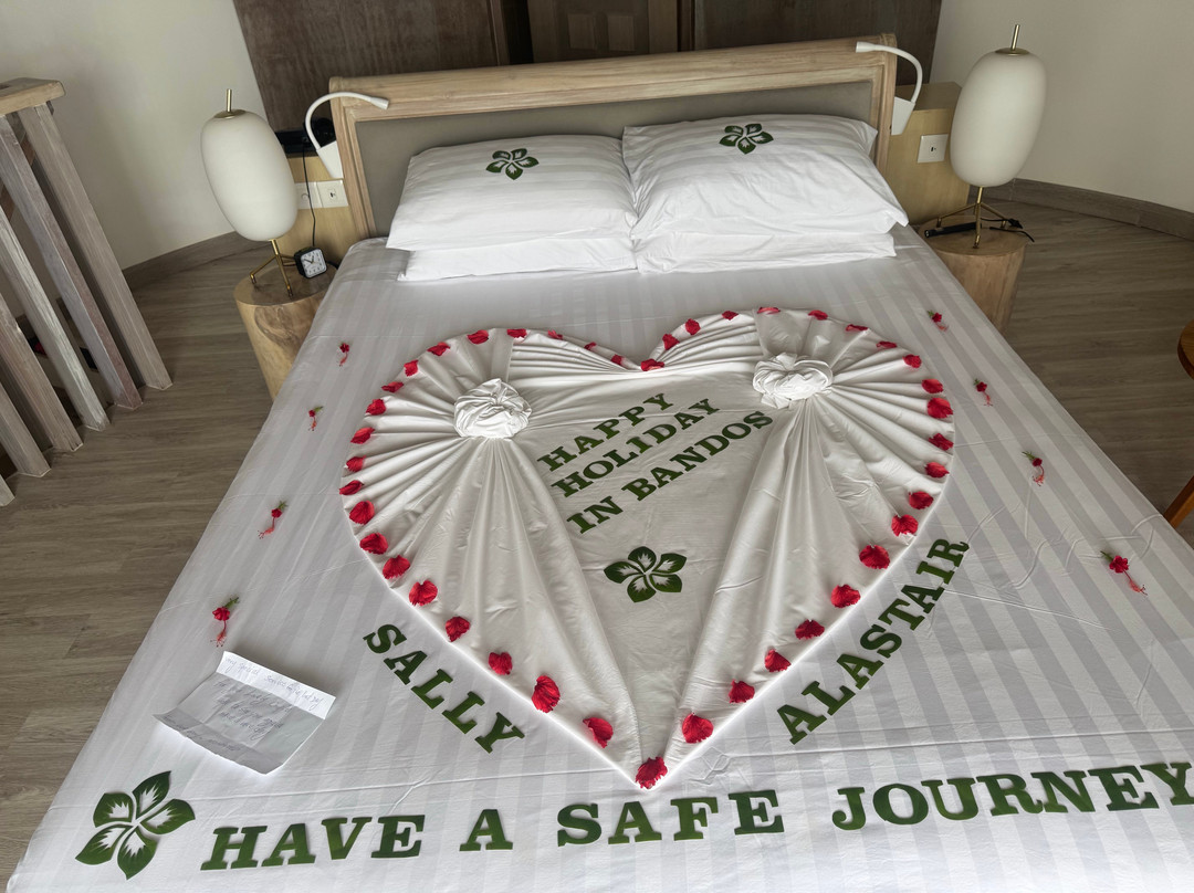 班多斯岛度假村主图