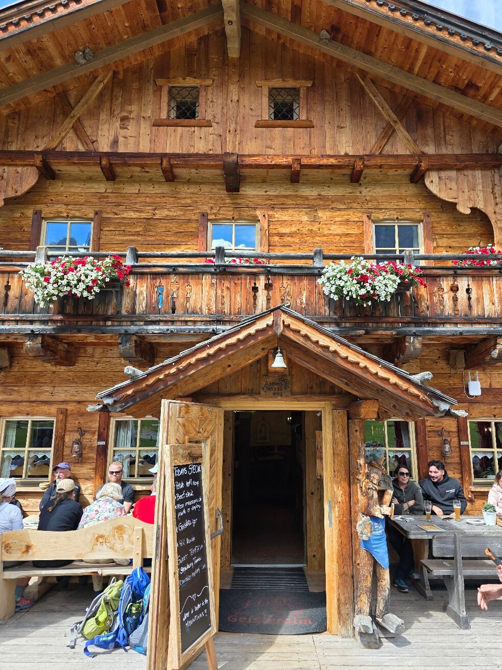 Malga Geisler-官方