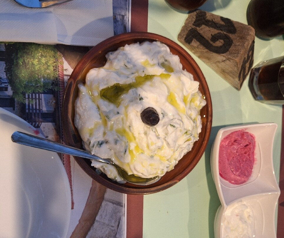 Maxis Traditional Cafe And Handmade Ceramic Shop-Gerani必去景点