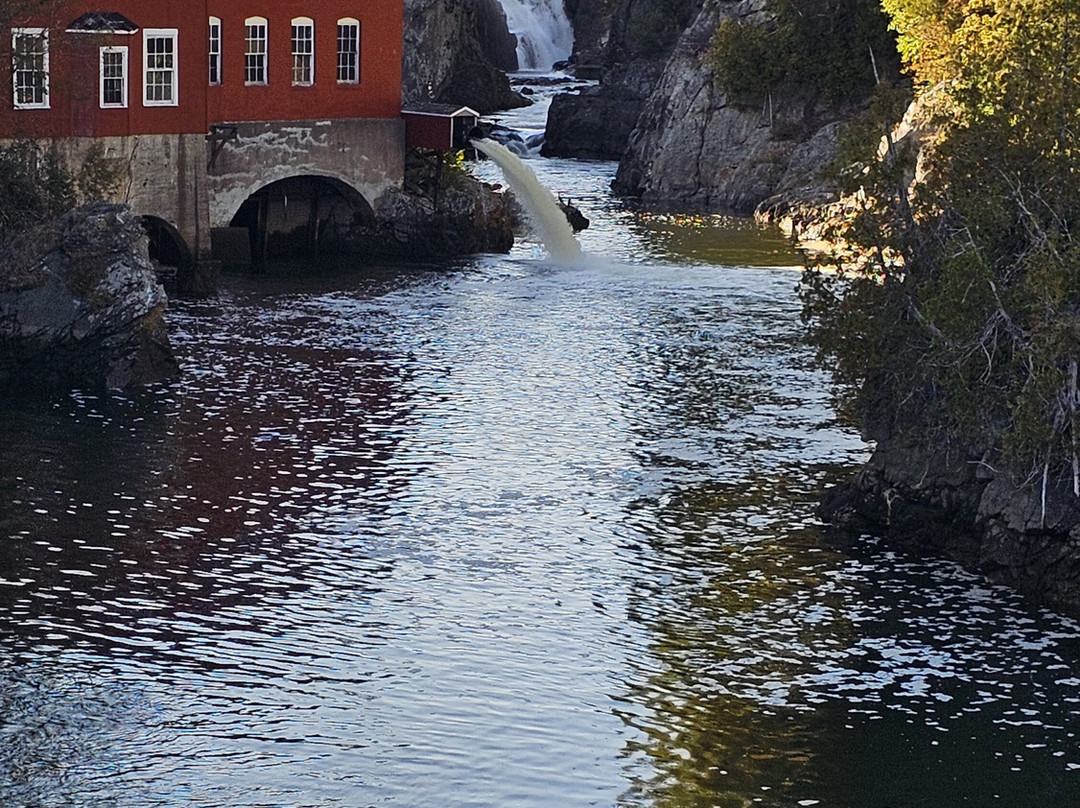 St. George Falls-St. George必去景点