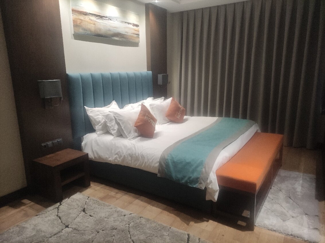 Club Hotel 777主图