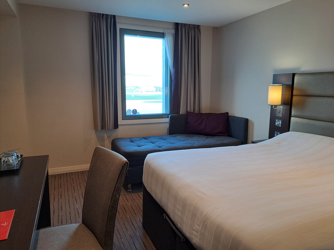 Premier Inn London Heathrow Airport Terminal 4 Hotel主图