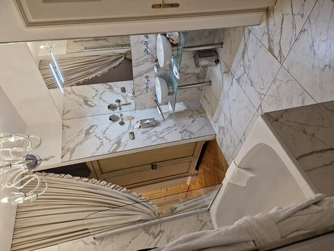 布拉格宫帕克蒂夫马美颂套房酒店主图