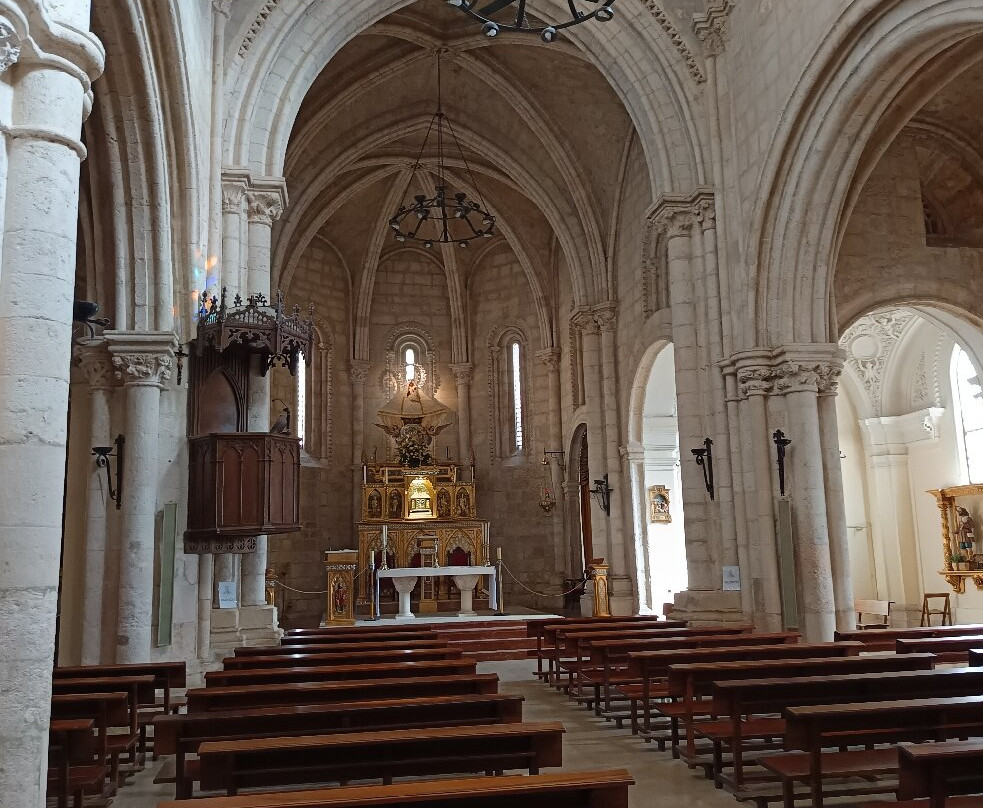 Iglesia de Santa Maria de la Pena-Brihuega必去景点