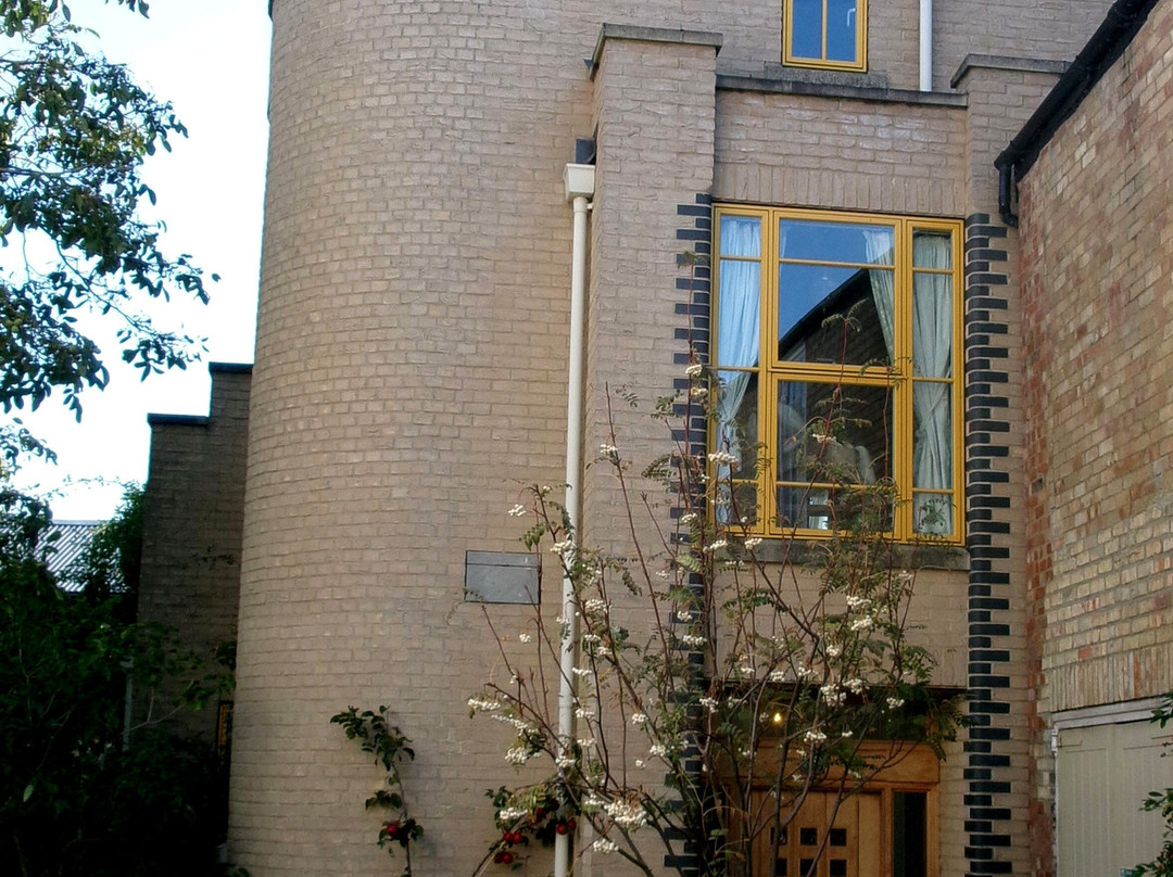 Sarafa the Ely Giraffe-伊利必去景点