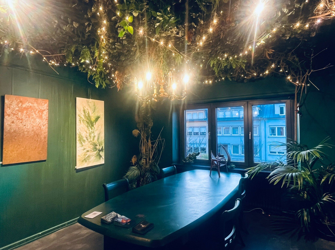 Kamellebuttek Art Gallery