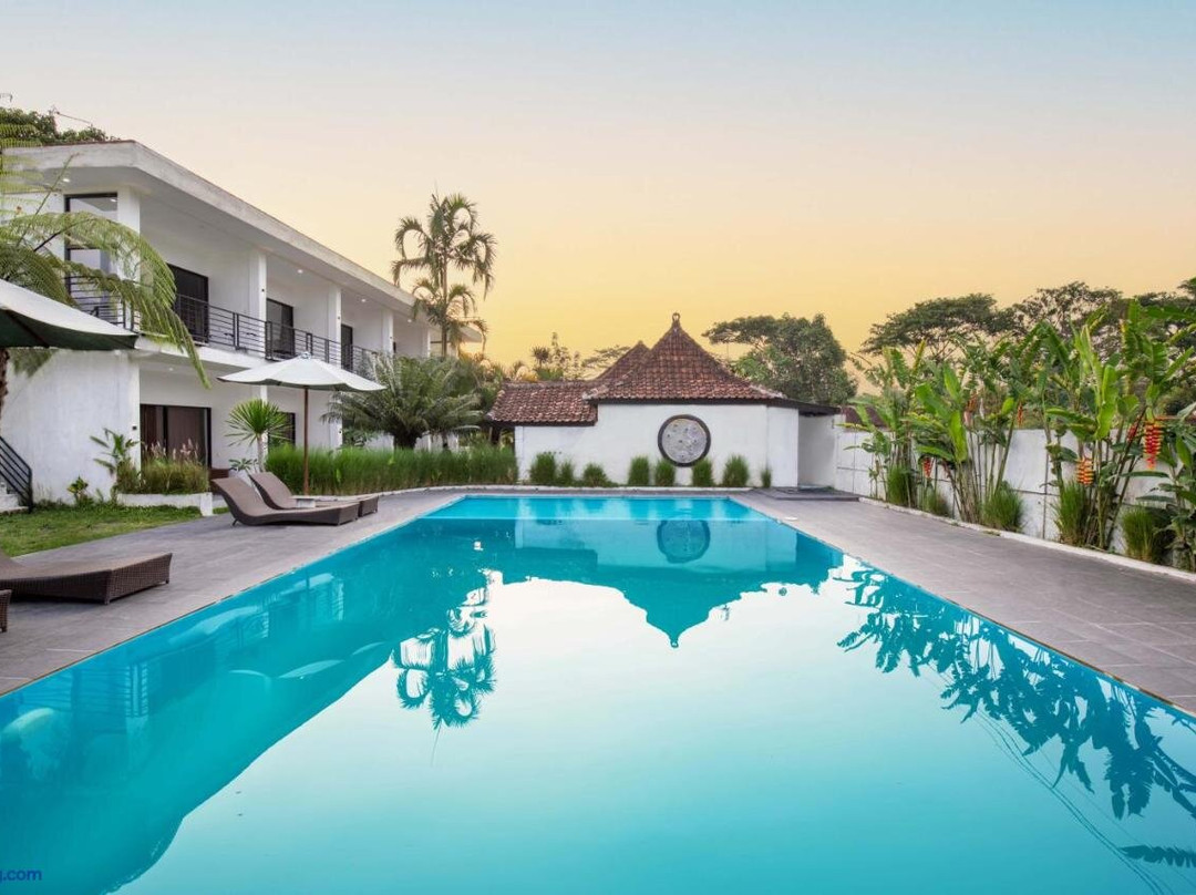 Pondok Bulan Cafe and Cottages