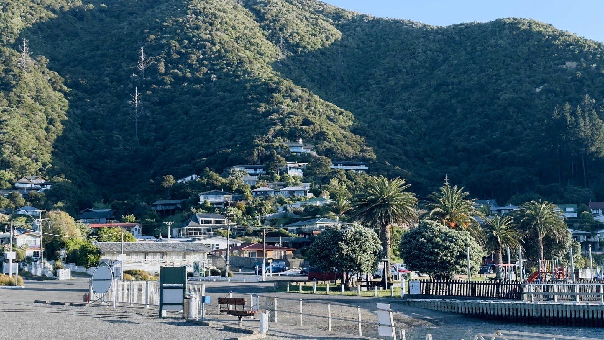 桑尼维尔海滨汽车旅馆-官方