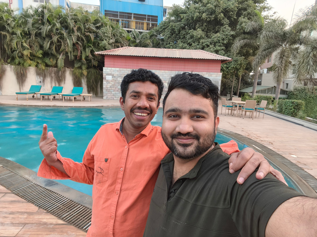 最佳西方皇家花园酒店主图